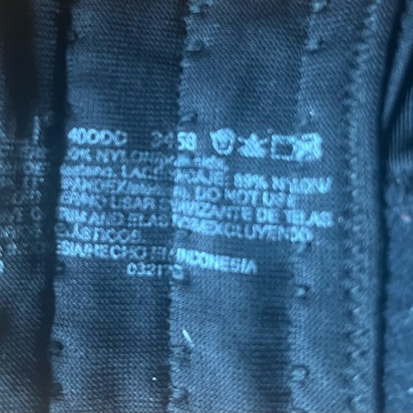 Bali bra no wire wireless 40 DDD Black - Picture 2 of 2